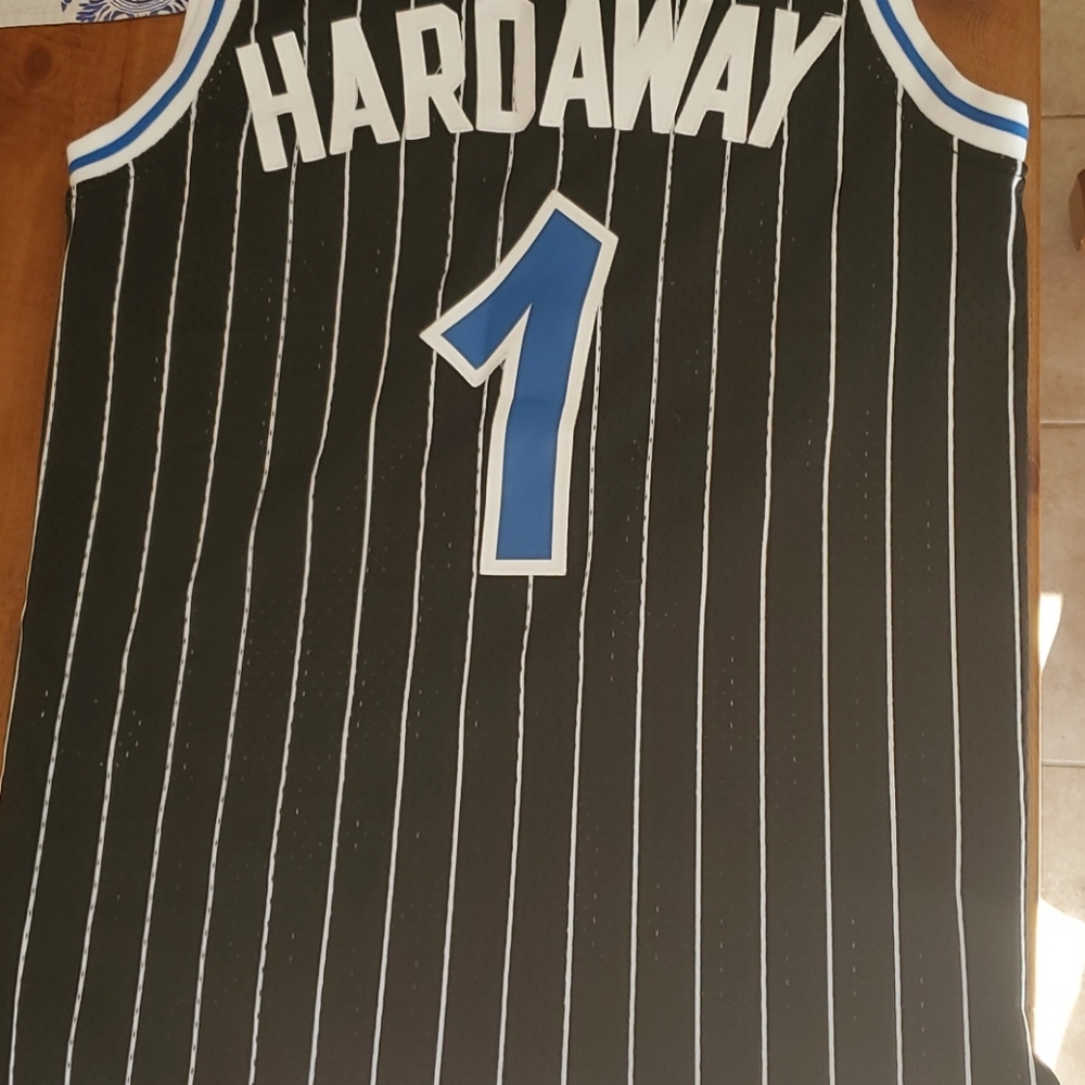 Basketball jersey - Picture 3 of 3